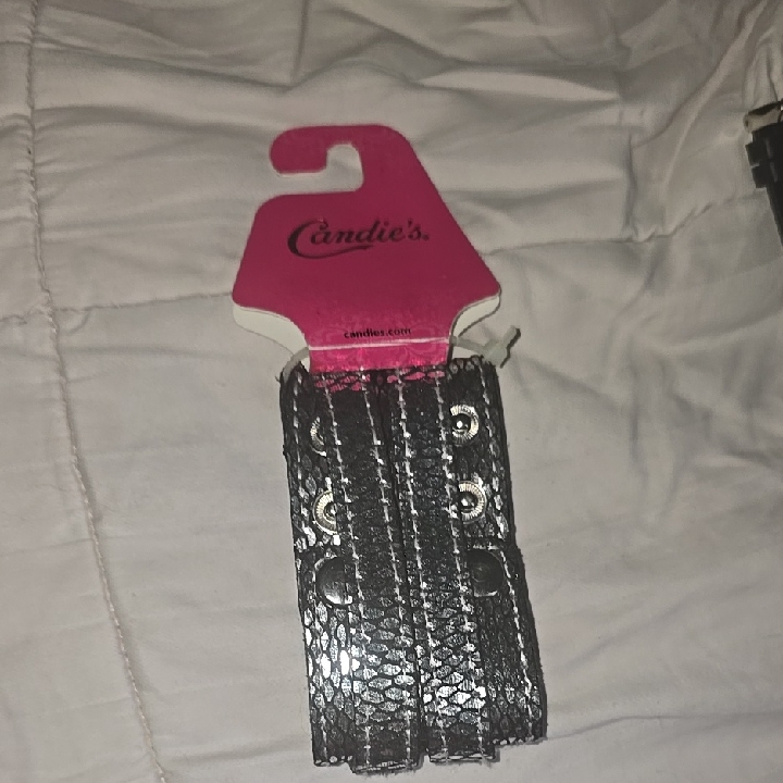 Candies Sleek Black Textured Cuff 24$